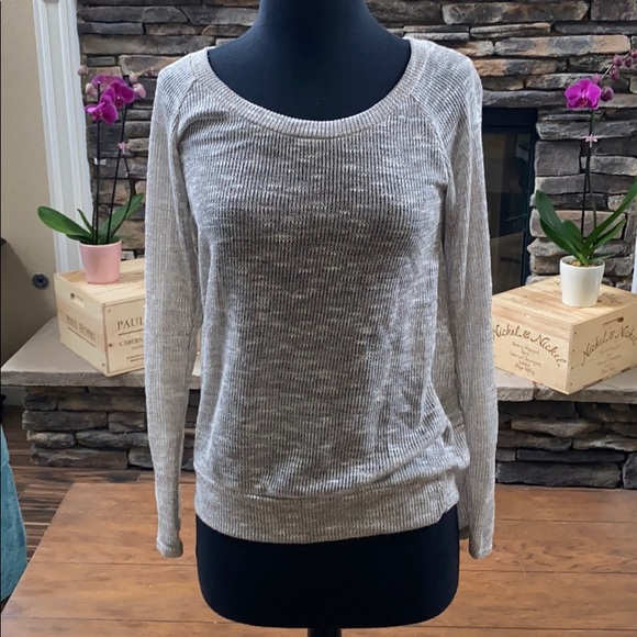 Tops - Women’s top